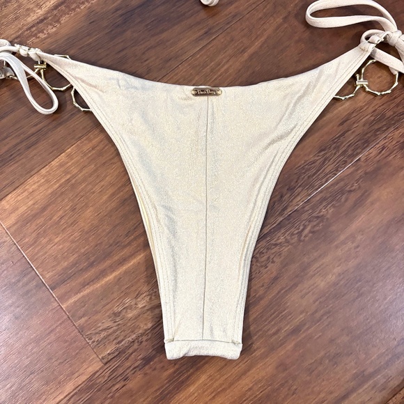 Beach Bunny Set: Shannon Triangle Top + Audrey Tango Bottom - Small (worn 1x) - Picture 13 of 14